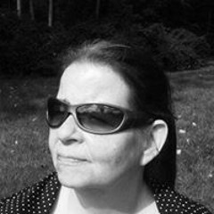 Crystal L Campbell