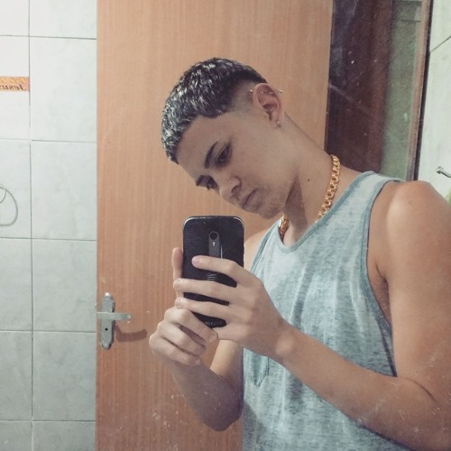 MC DAMOÉ - TEM MULHER QUE É NOSSA TEM MULHER QUE E DOS OUTROS ♪ (( DJ ISAAC 22 ))