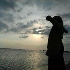 日本 語  33