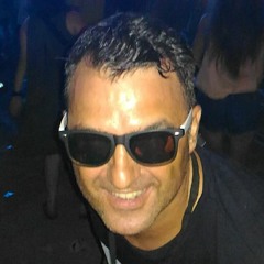 Charlie Magnum