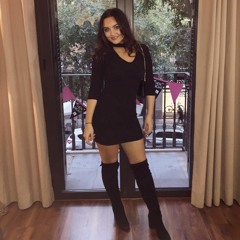 mollie hiles