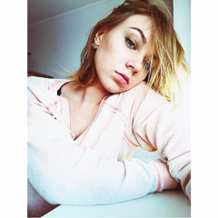 Indrė Bernatavičiūtė