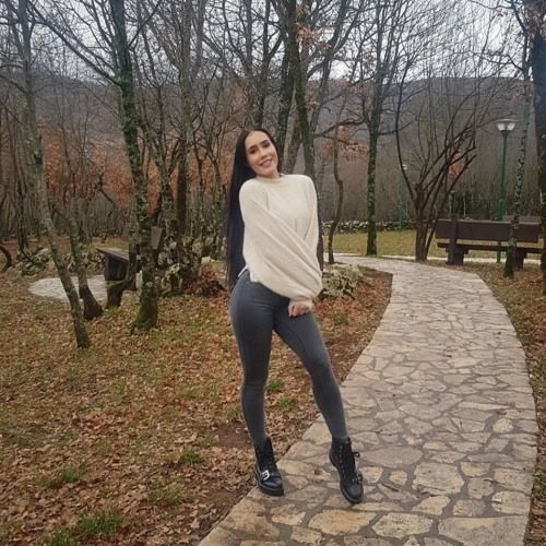 Nicole Ljubicic’s avatar