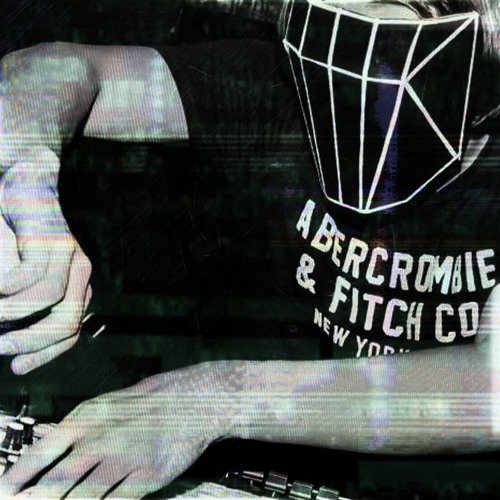 Julian Gray Feat. SOFI - Revolver (Edge Split Remix)