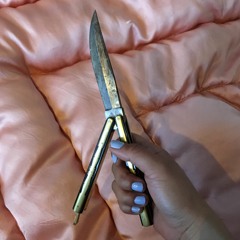balisong doll