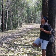 Kadek Wisnu