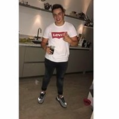 Nicky van Es
