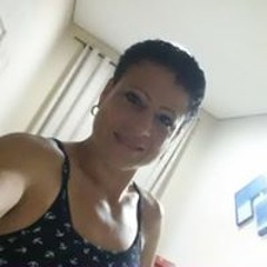 Angela Rabelo