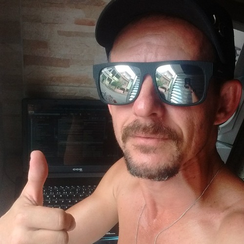 Cristiano Souza’s avatar