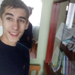 Максим Остапчук