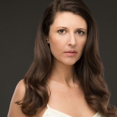 Ashley Griffin Official