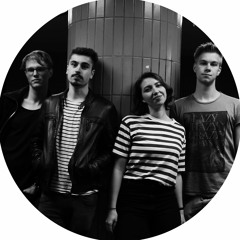 Annie and the Skywalkers