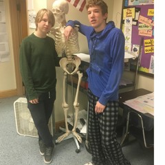 yung sneezy x lil thiccie