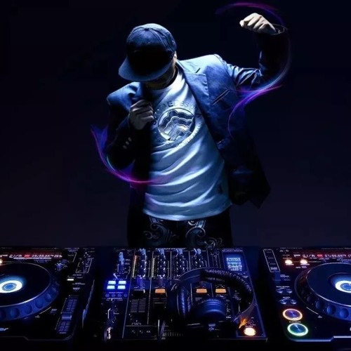 PÁGINA DOS DJS  🎵🎶’s avatar