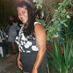 Flavia Jacb