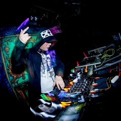 DJ MoXoN