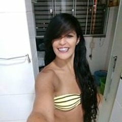 Ana Claudia Moreira