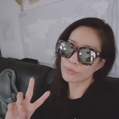 SARAH HYUN