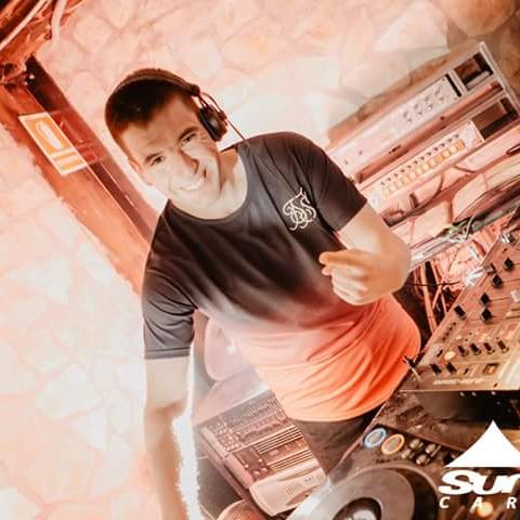 Dj Manel & Fiesta reggaeton