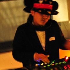 DJ AKI