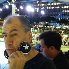 DJAraRealSalsa.com