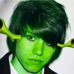 Ryan Ross is sexyy
