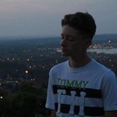 Oli Benedek