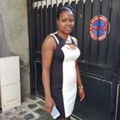 Isaura Tavares