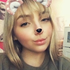 Holly Tosh