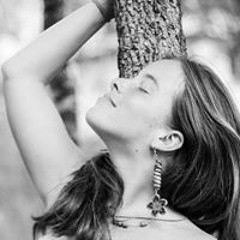 Lari Sunshine