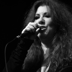 Mirror Speaks The Truth