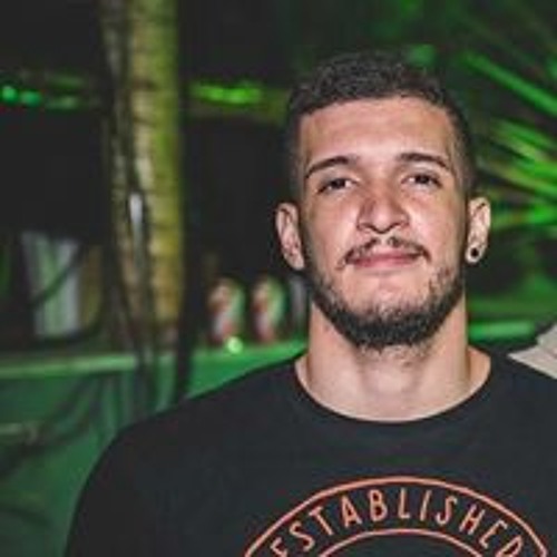 Lucas Machado’s avatar