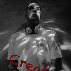 13CREATURE FEATURE31