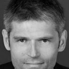 Roger Strathausen