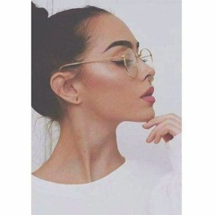 هالة.