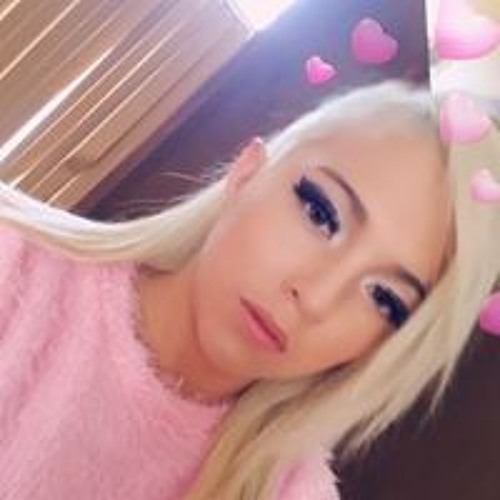 Monika Gold’s avatar