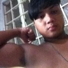 IV Of Spades Perform Mundo LIVE On Wish 107.5 Bus