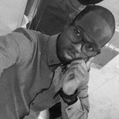 Valdeny Alexandrino Shine