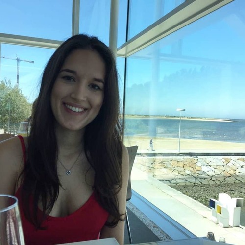 Daniela Coelho’s avatar