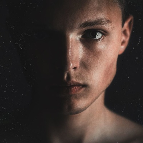 Carry light лицо
