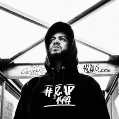 Arnaldo Tifu - Oficial