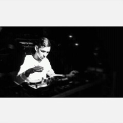 DJ Javier Torres