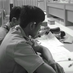 Tari Legong Tri Sakti