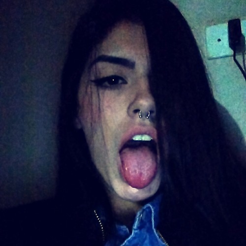 Ana Caroline’s avatar