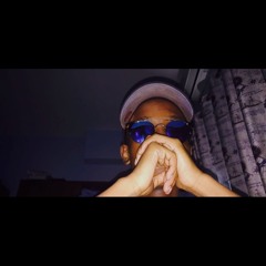 Lukeny D.