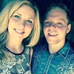 Carrie Johnson & Taylor Hampton Duo