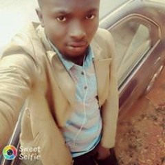 Domunique James