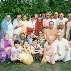Archa-murti Devi Dasi