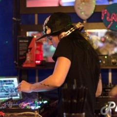 GIRL M DJ