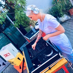 aliceWonderDJ